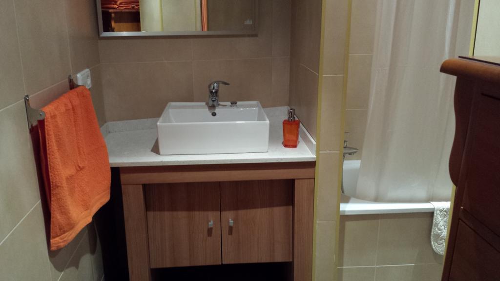 Gran Terraza Con Piscina Apartment Sant Jaume d'Enveja Phòng bức ảnh